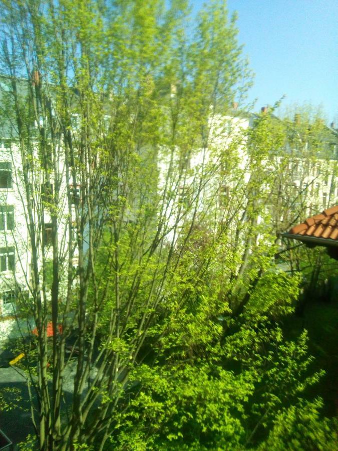 Citycentre Room For 1 Female Persons - Alternative Plus 1 Child Франкфурт-на-Майне Экстерьер фото